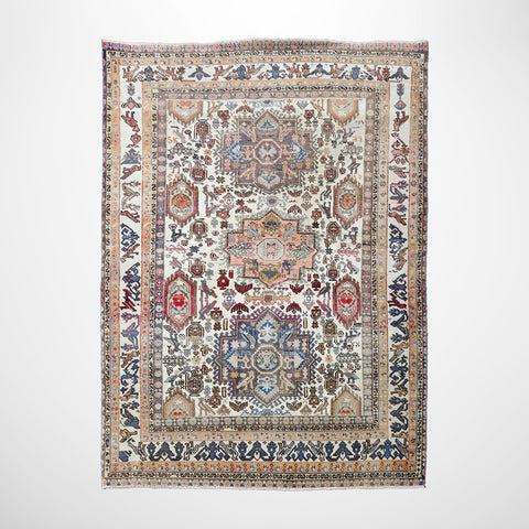 Hand Knotted Persian Vintage Shirazi Rug 182 x 129cm