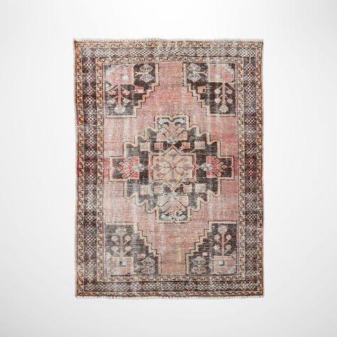 Hand Knotted Persian Vintage Shirazi Rug 186 x 116cm