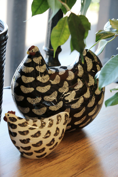 Ceramiques De Lussan Pullet in White with black Specks - Small