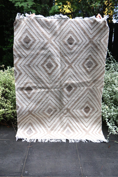 Sandstone & Ivory Aztec Rug Indoor/Outdoor 180 x 120