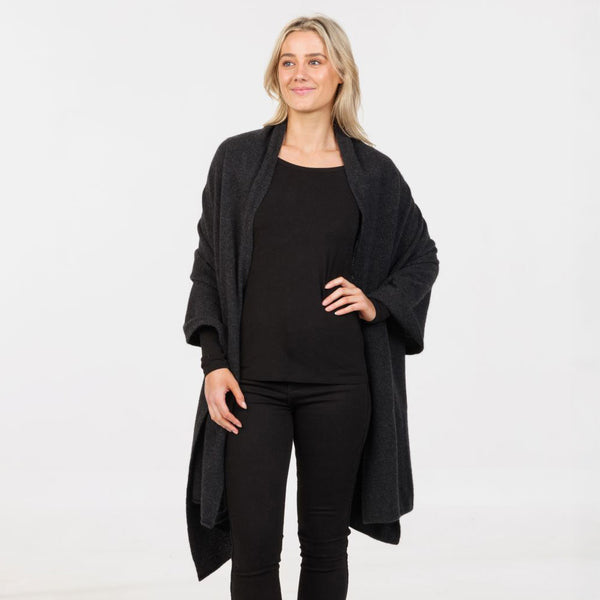 Travel Wrap in Charcoal