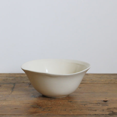 Blanc & Ivy Bowl