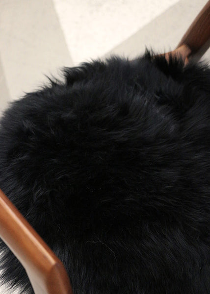 Long Wool Sheepskin Round Cushion Pad - Black