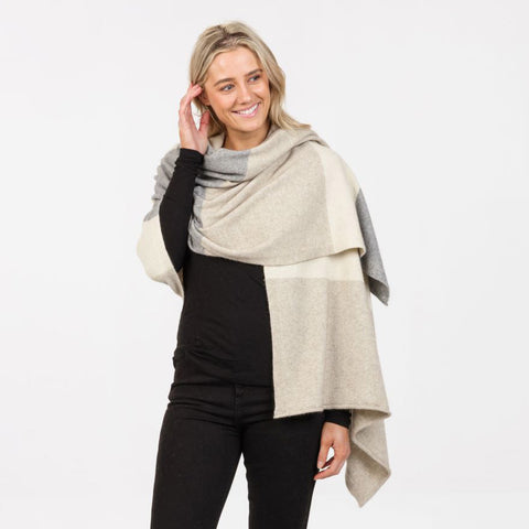 Travel Wrap in Natural Stripe
