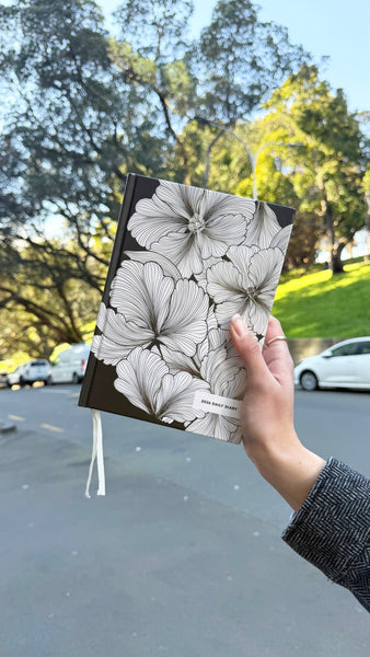 Daily Diary 2026 Olive Deco