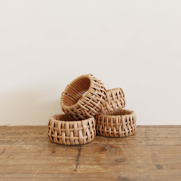 Set of 8 Bermuda Napkin Rings Natural Rattan