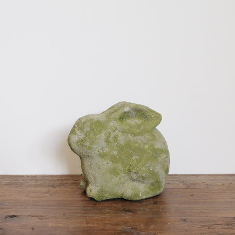 Medium Rabbit in Aged Stone Finish