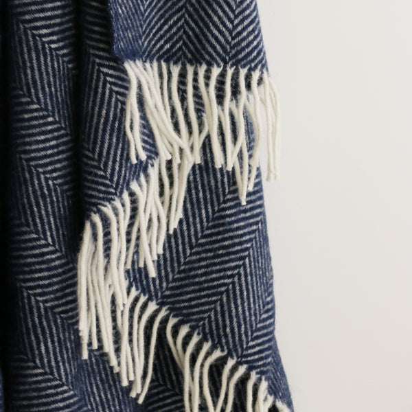 Wool Fishbone Throw in Navy