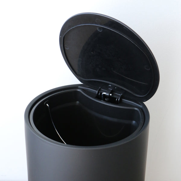 Pedal Bin - Black 5 Ltr