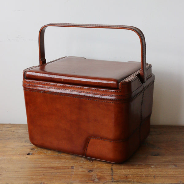Leather Picnic Case with Handle in Dark Walnut