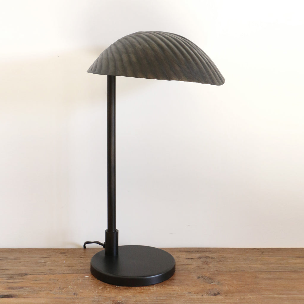 Old style sales desk lamp