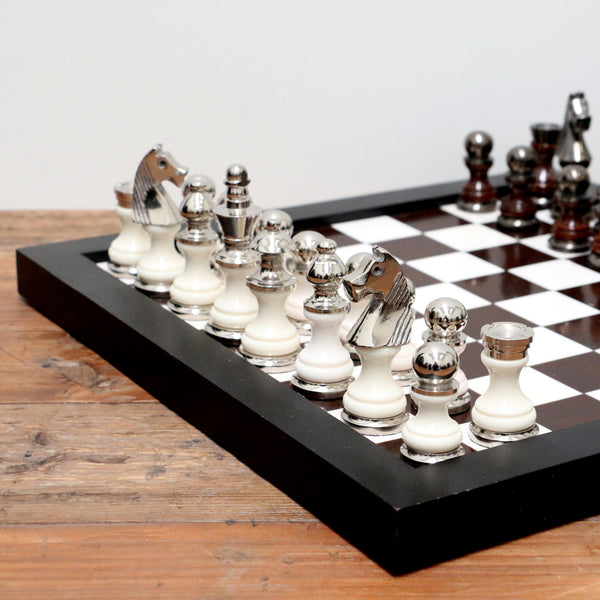 Bombay Chess Set