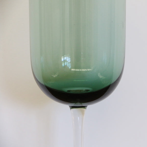 Fino Verde Wine Glass