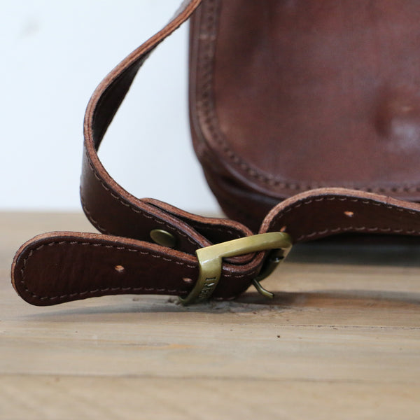 Leather Messenger Bag in Chocolate