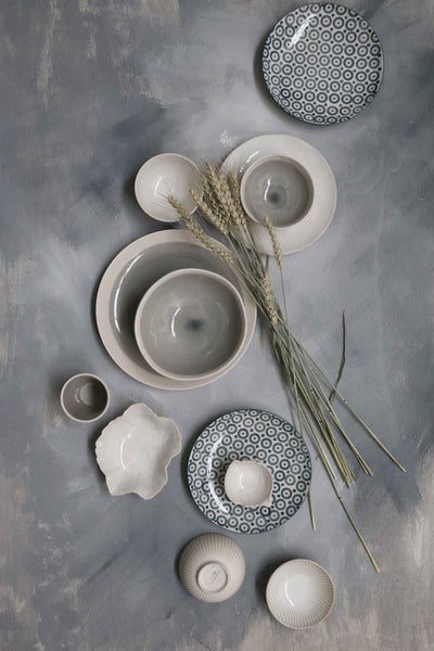 Ivoire and Gris Ceramic Plate