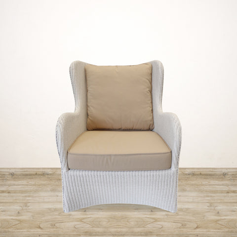 Butterfly Lounge Chair in White