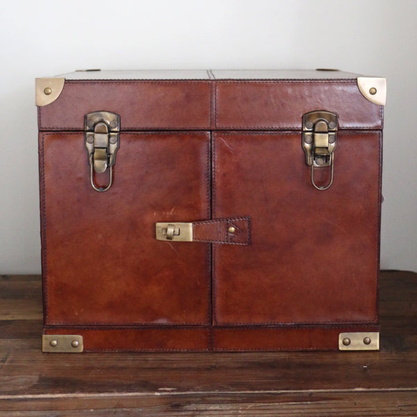 Oxford Leather Minibar with Bar Tools