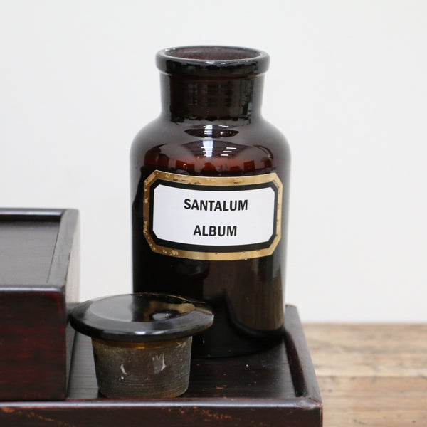 Small Apothecary Candle Santalum Album - Sandalwood Amber