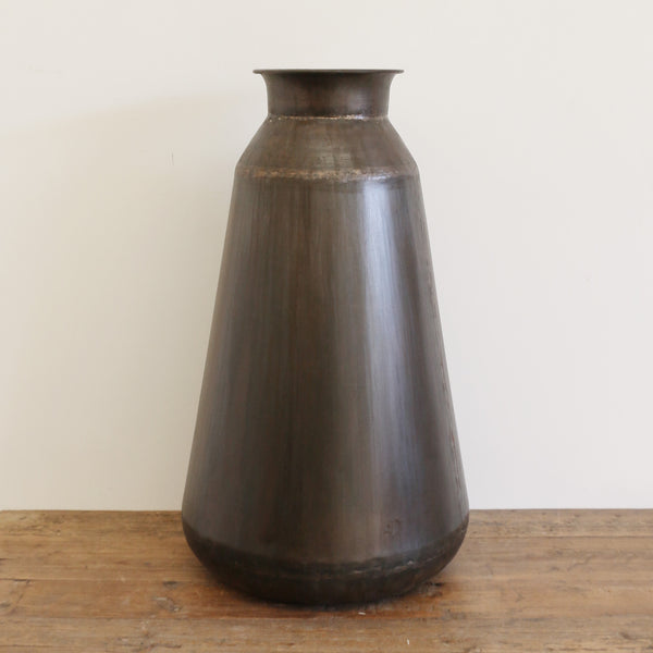 Ravello Vase in Dark Copper Finish