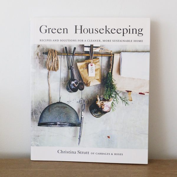 Green Housekeeping - Christina Strutt